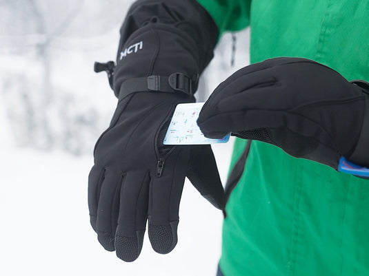 MCTi Men's Ski Gloves with Zipper Pocket: Convenient storage for keys, cards, and more.